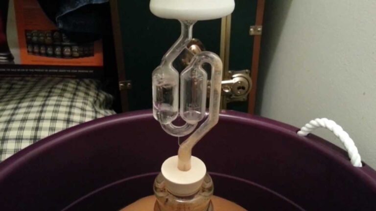 Airlock là gì? Vì sao bạn phải có airlock trong quá trình nấu bia?